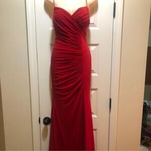 NWT Jovani Red Ruched formal gown w/ slit. Flattering red black tie, prom dress